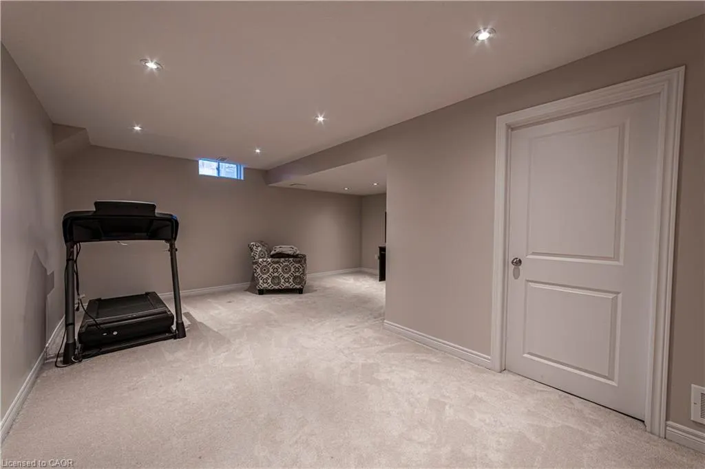 28 Kingsborough Drive