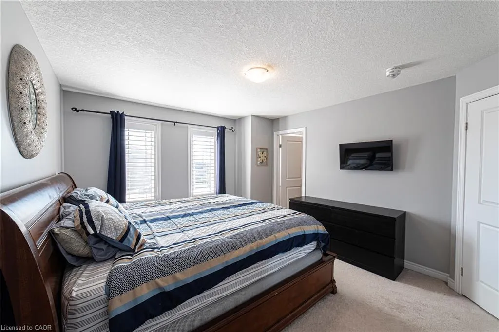 28 Kingsborough Drive