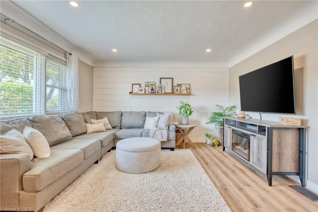 309 East 45th Street