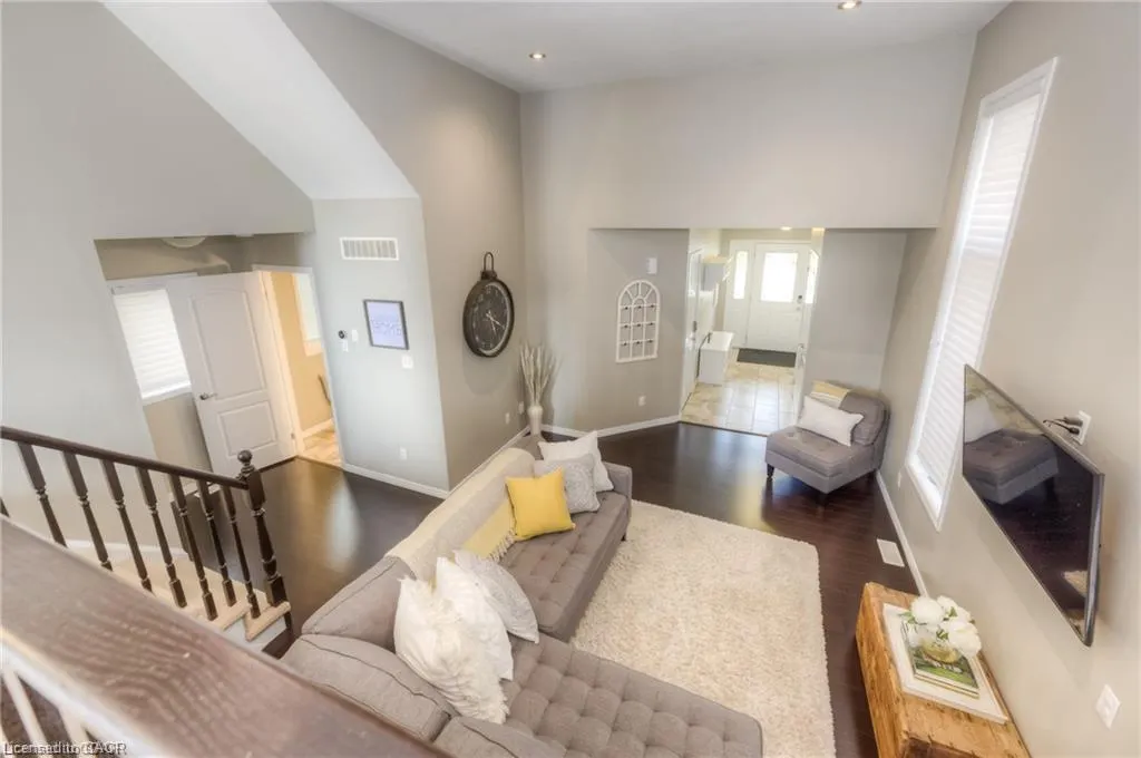 207 Hardcastle Drive