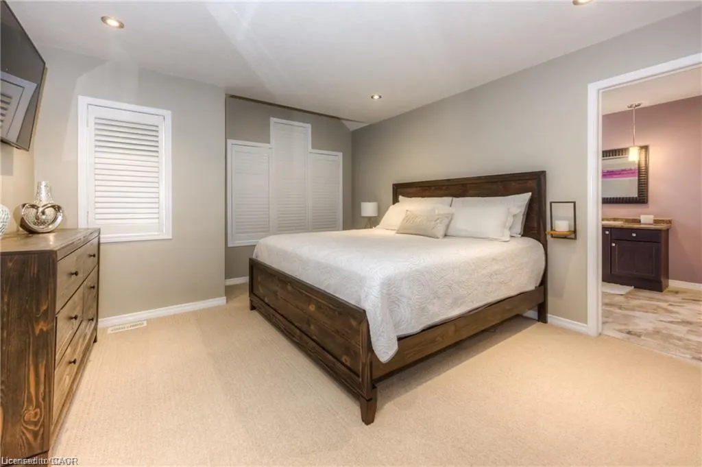 207 Hardcastle Drive