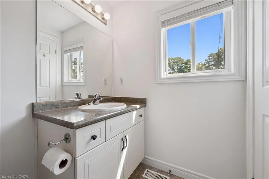 90 Upper Mercer Street