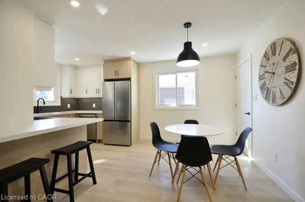 30 Grenadier Road