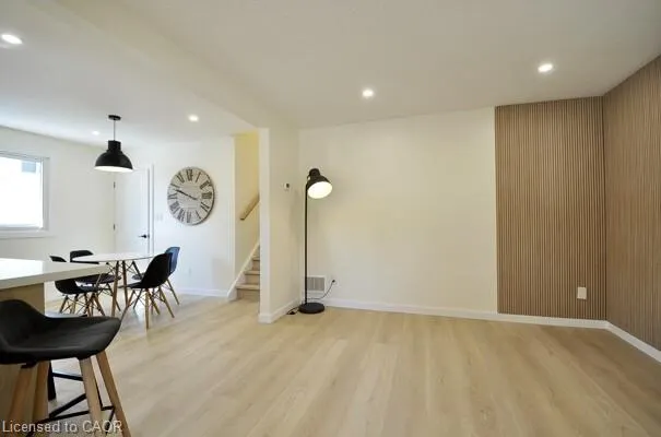 30 Grenadier Road