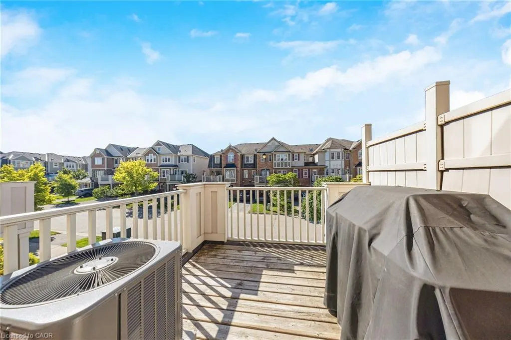 879 Willingdon Crescent