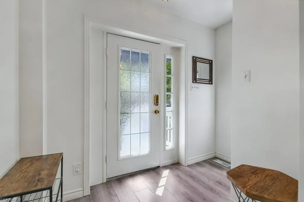 56 John Street W