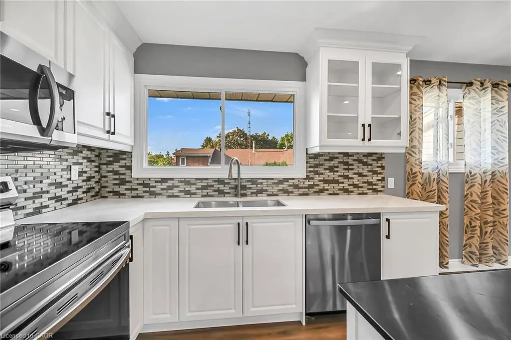 17 Brierwood Avenue
