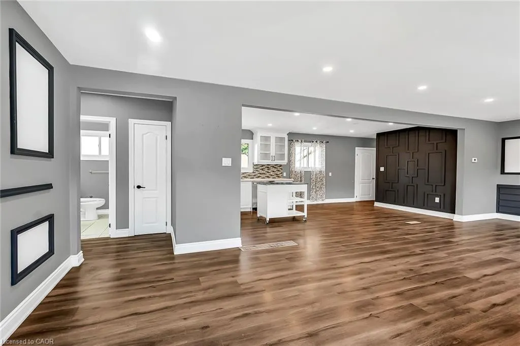 17 Brierwood Avenue