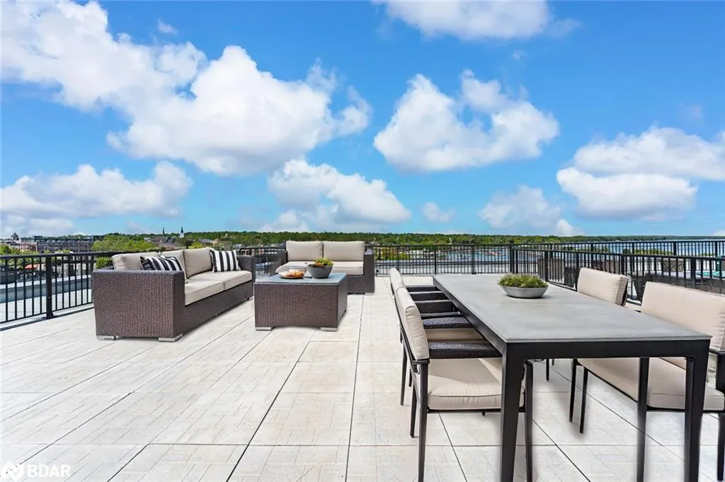 140 Cedar Island Road, #401