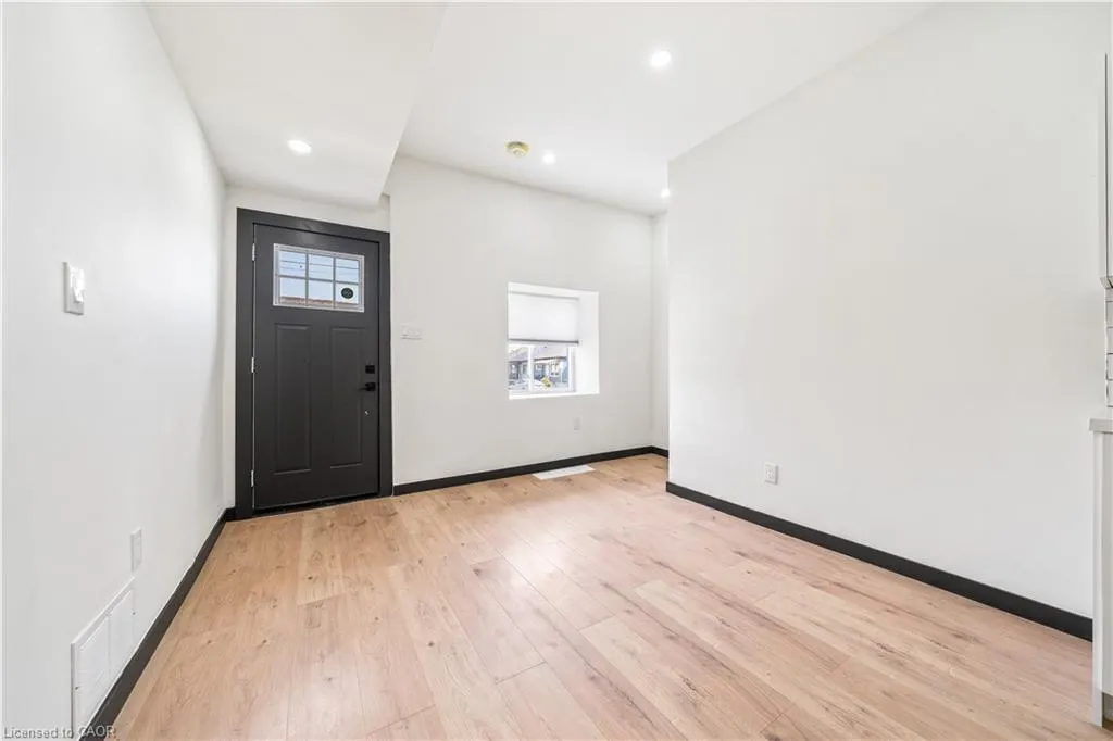 32 Britannia Avenue