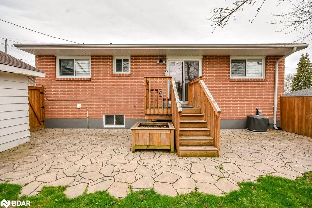 50 Marion Crescent