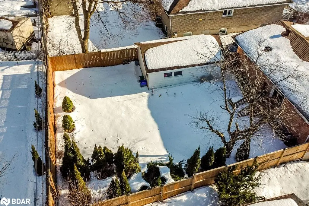 50 Marion Crescent