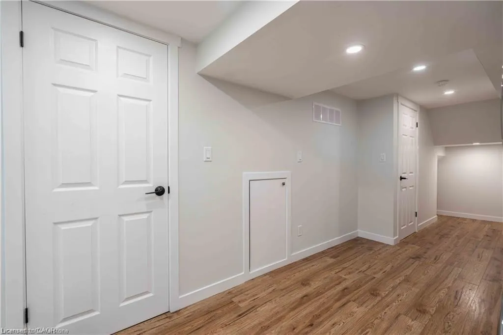 204 Glow Avenue, #LOWER