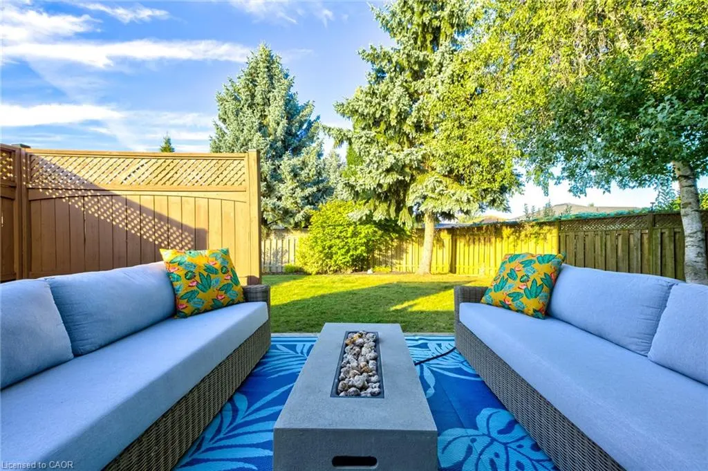 122 Westcliff Way