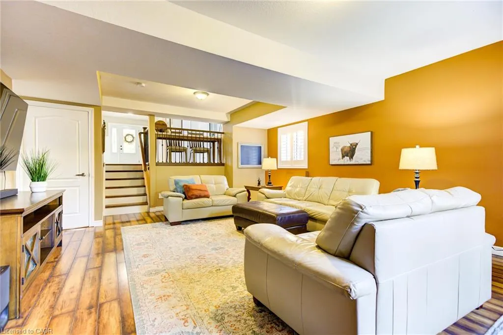 122 Westcliff Way