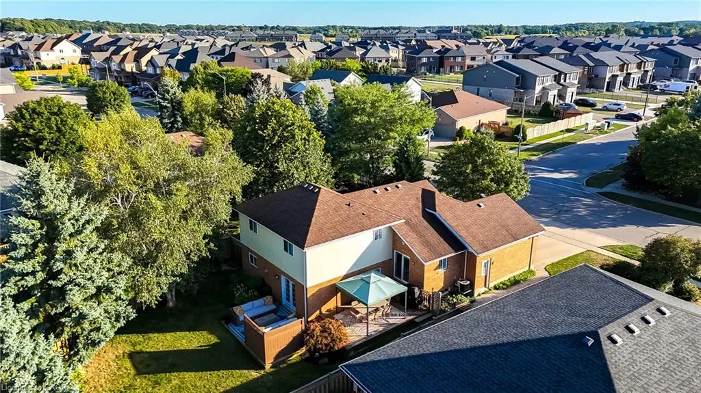 122 Westcliff Way