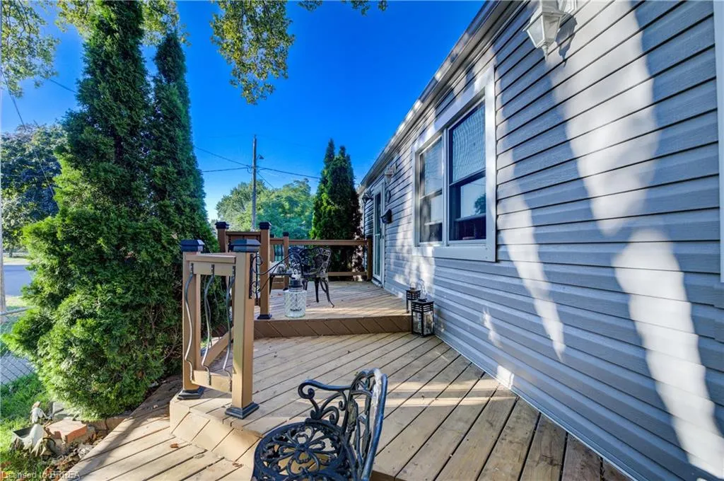 1 Longfellow Avenue