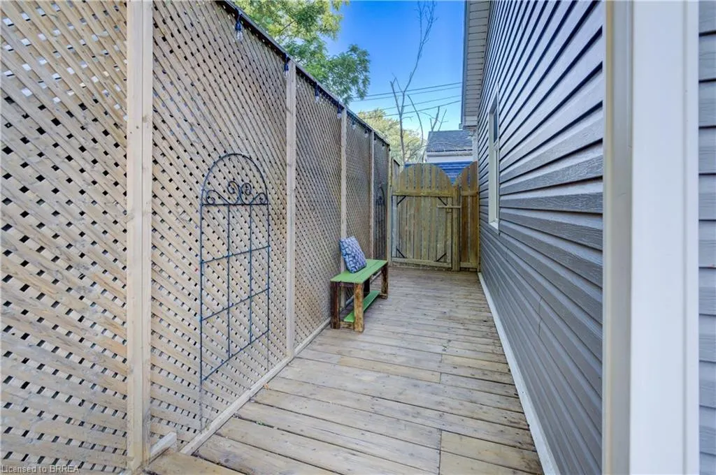 1 Longfellow Avenue