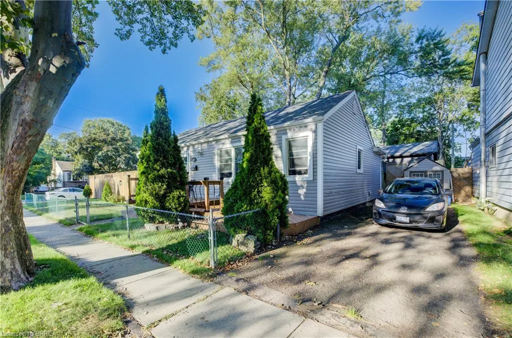 1 Longfellow Avenue