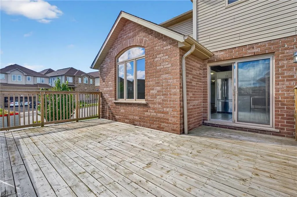 420 Avens Street