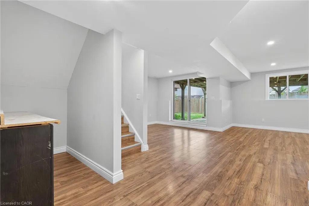 420 Avens Street