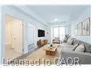 15 Wellington Street S, #907