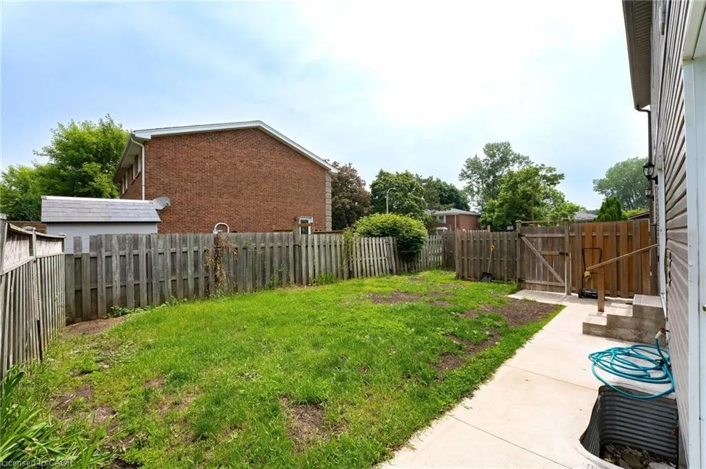 120 Jansen Avenue