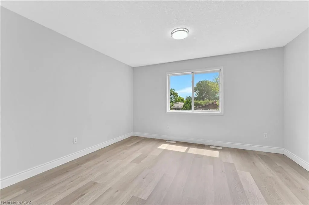 120 Jansen Avenue