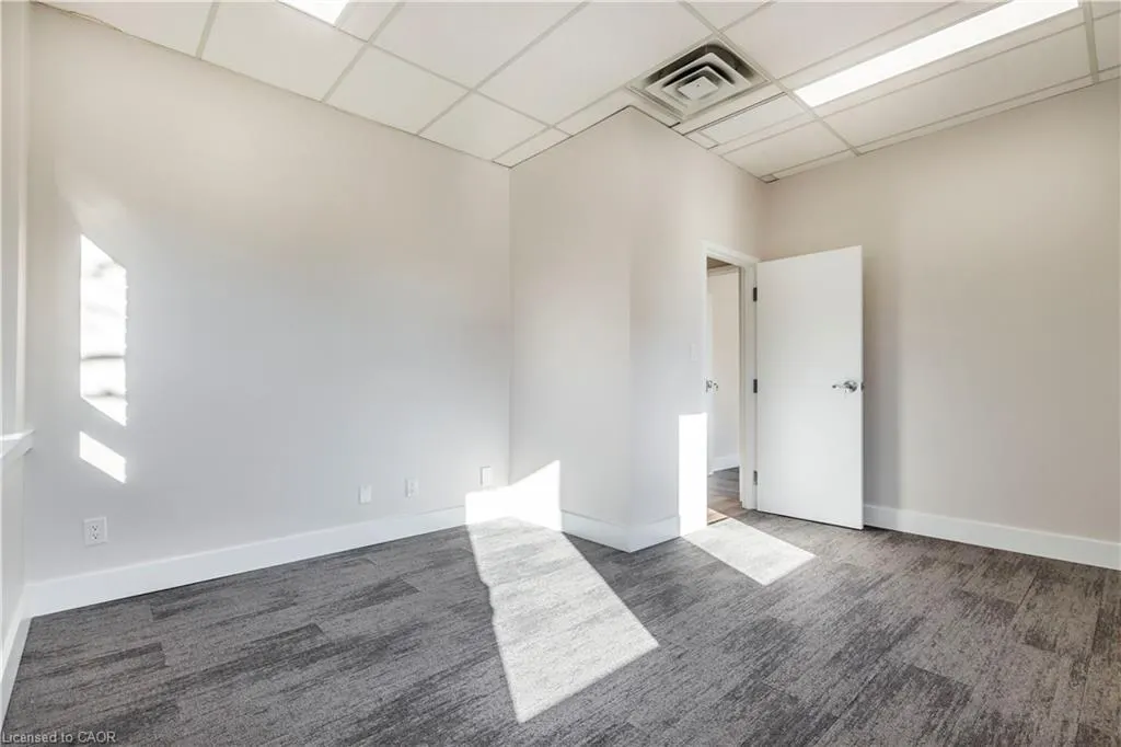 275 Lawrence Avenue, #7