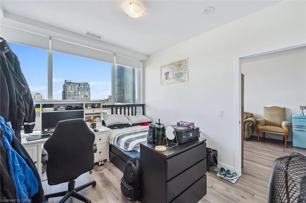 100 Garment Street, #902