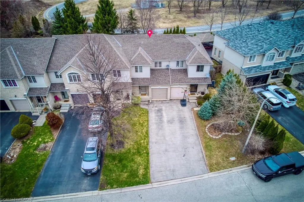 39 Foxborough Drive