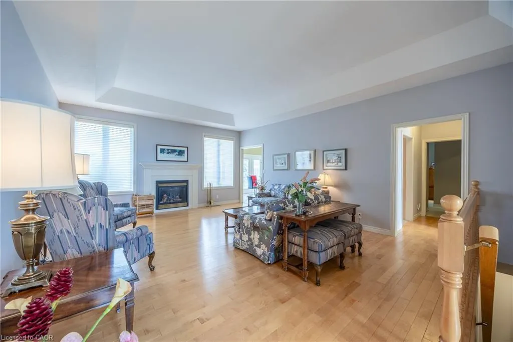 17 Werret Avenue