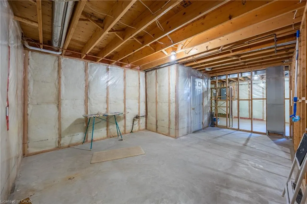 17 Werret Avenue