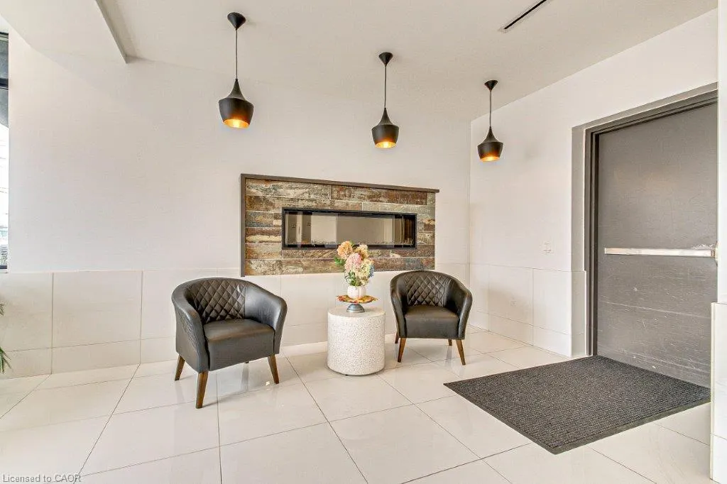 38 Harbour Street, #214