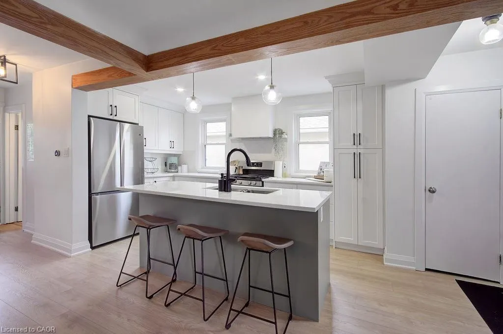 197 East 43rd Street