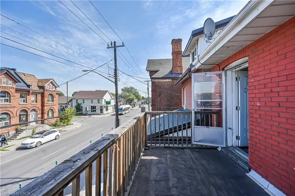 334 Cannon Street E