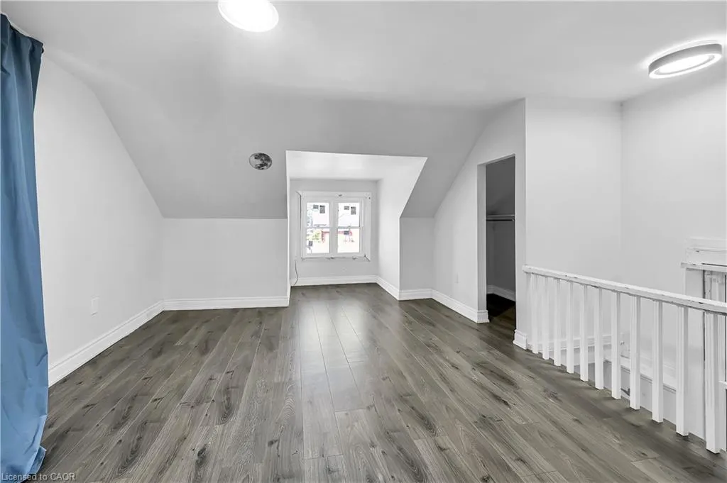 334 Cannon Street E