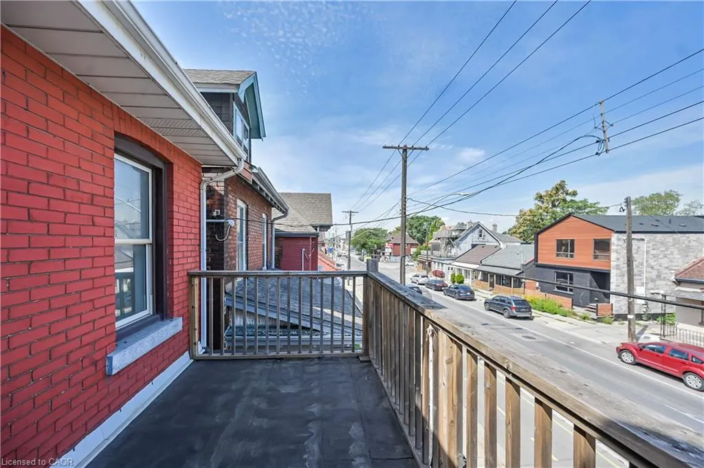 334 Cannon Street E