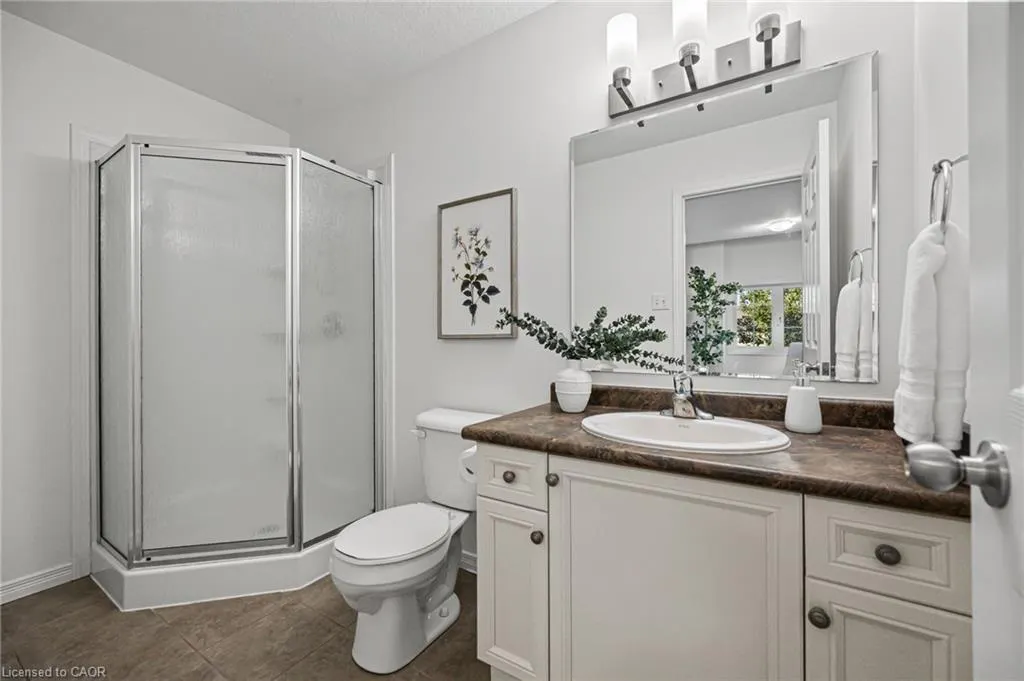 6 Upper Mercer Street, #D16