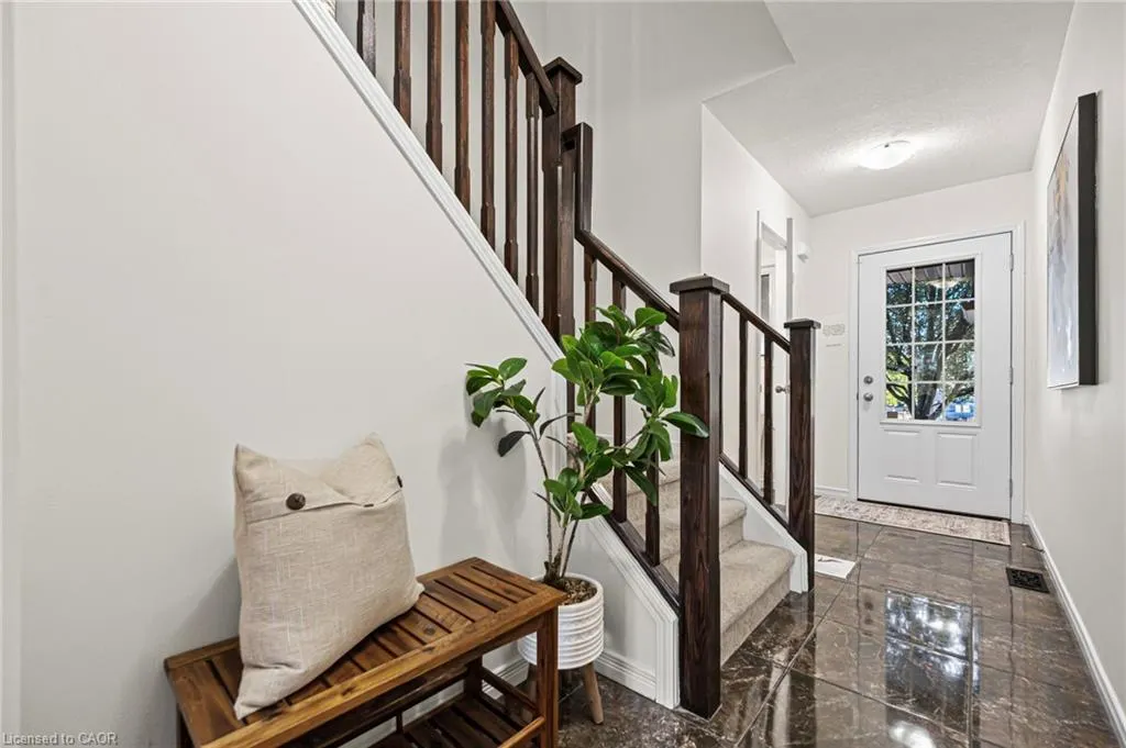 6 Upper Mercer Street, #D16