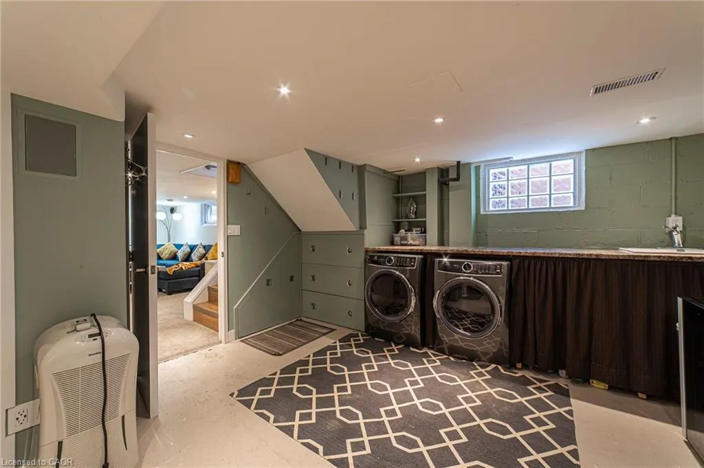 38 Kenmore Road