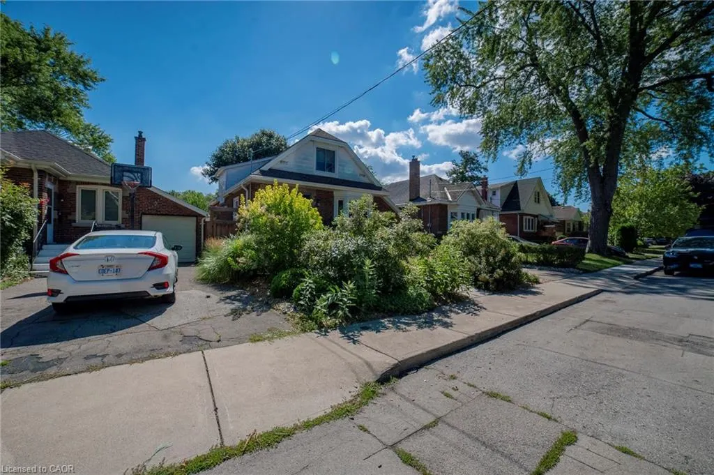 38 Kenmore Road
