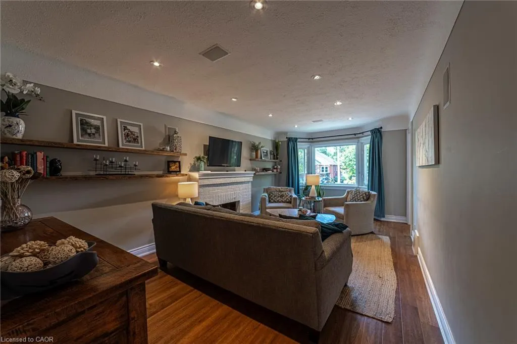 38 Kenmore Road