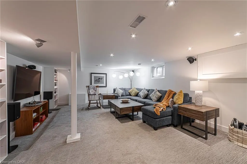 38 Kenmore Road