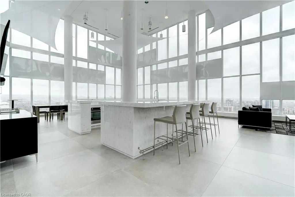 500 Brock Avenue, #2005