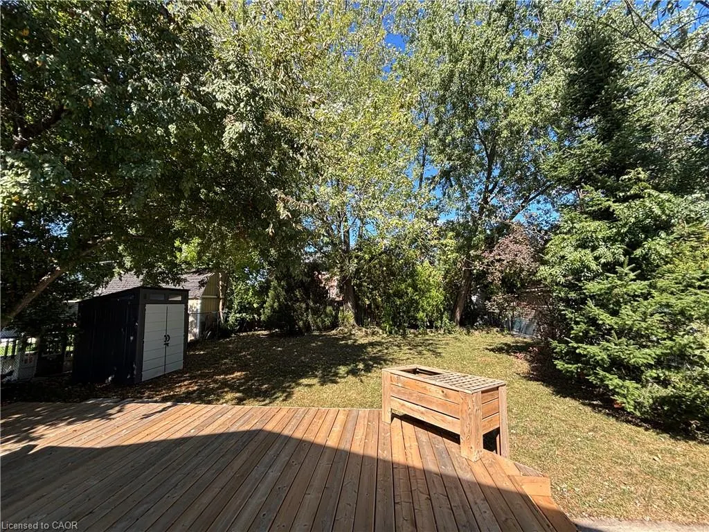 582 Chamberlain Road