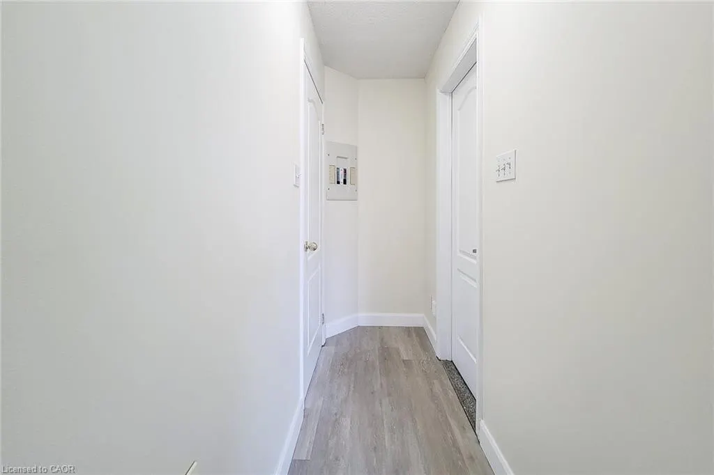 135 James Street S, #402