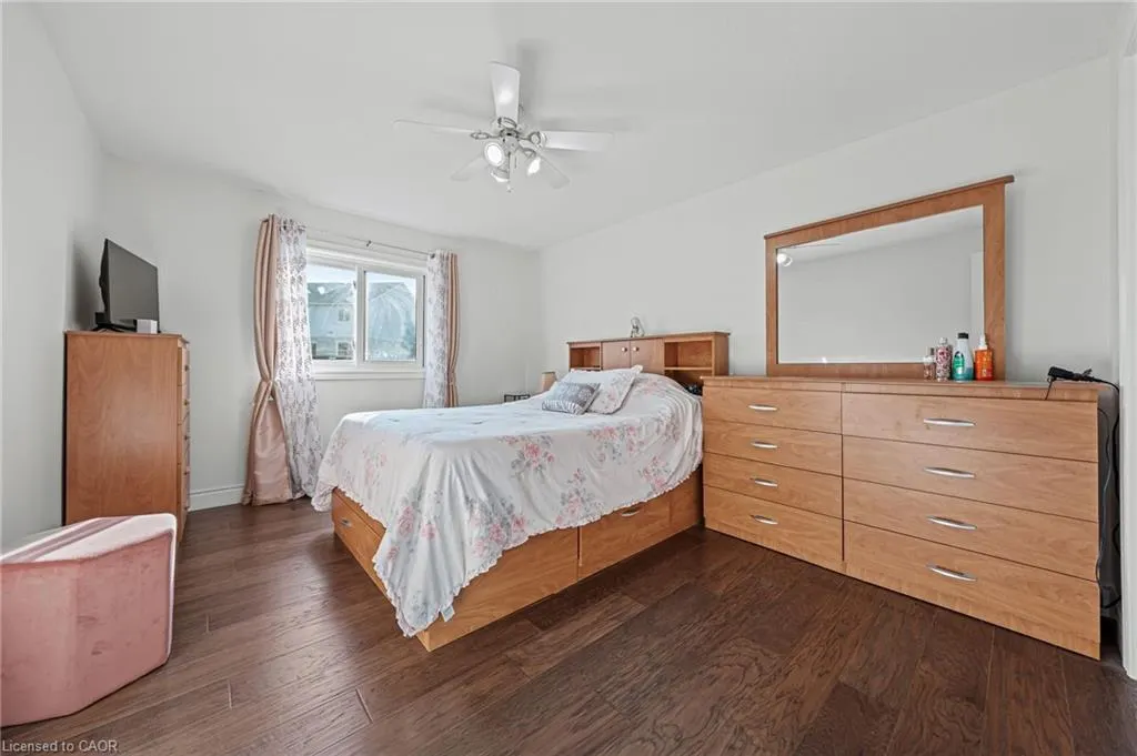81 Eastforest Trail
