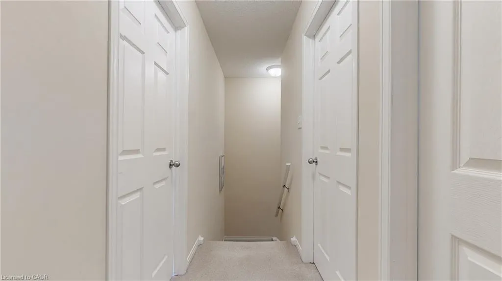 950 Highland Road W, ##6