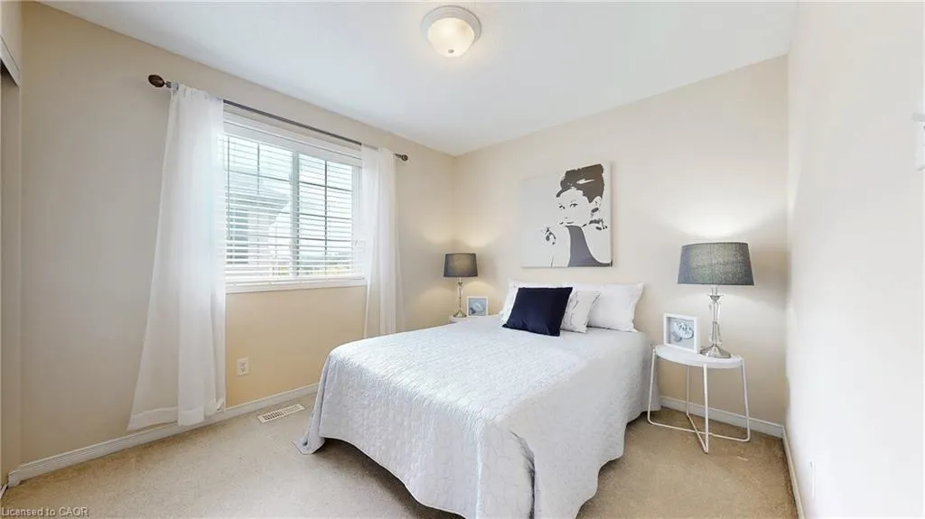 950 Highland Road W, ##6